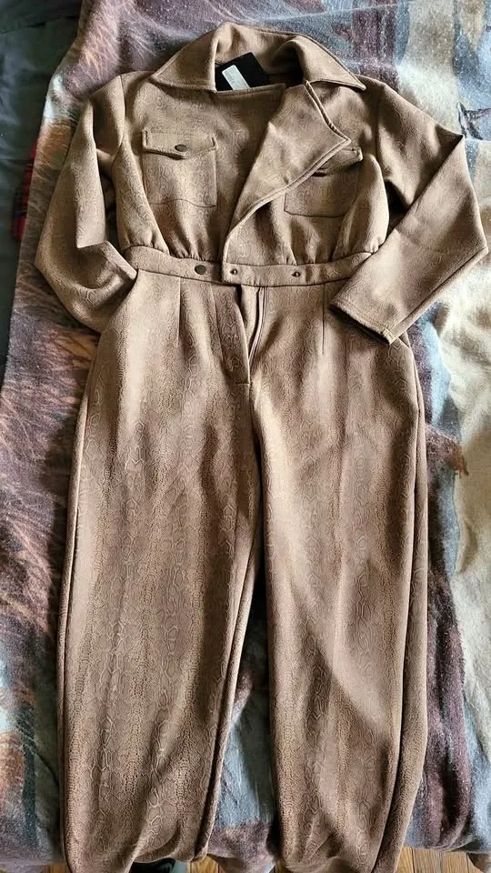 PRIVY Jumpsuit Brown Medium