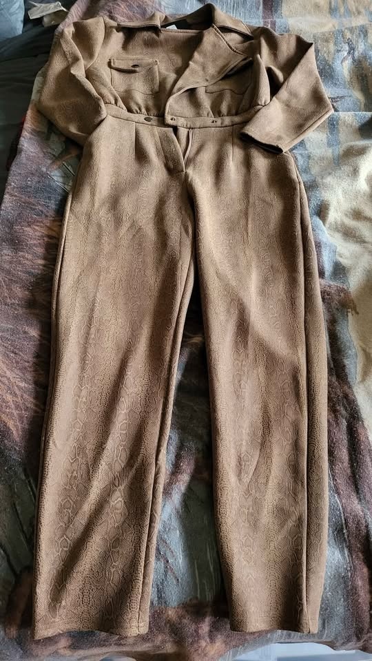 PRIVY Jumpsuit Brown Medium - photo 2