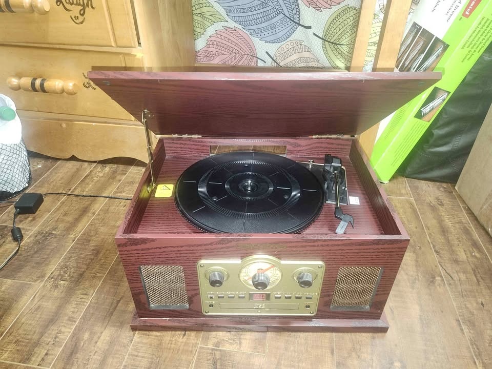 Vintage 6in1 player (perfect condition)