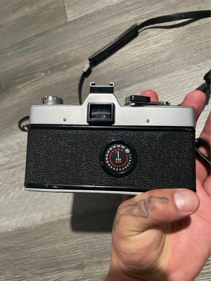 Minolta SR-T 101 35mm film camera! image indicator(3)