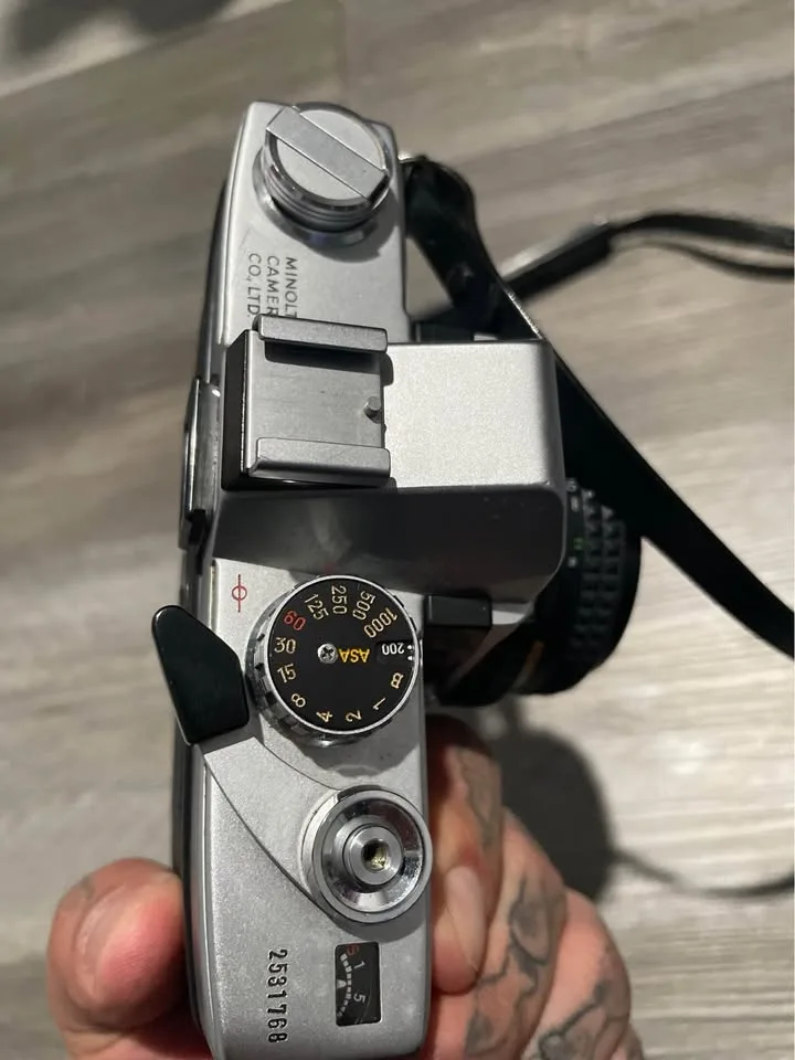 Minolta SR-T 101 35mm film camera! image indicator(4)