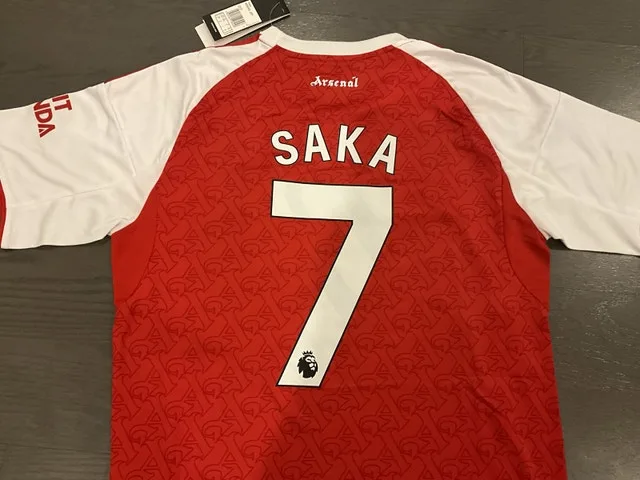 arsenal home 25/26 Saka image indicator(3)