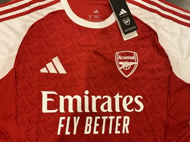 arsenal home 25/26 Saka image indicator(5)