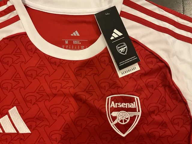 arsenal home 25/26 Saka image indicator(6)