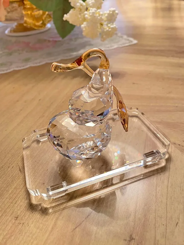 Hulu Swarovski Crystal - Asian Icons Collection thumbnail