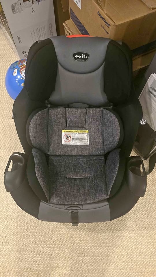 Evenflo all-in-one Symphony carseat - photo 2