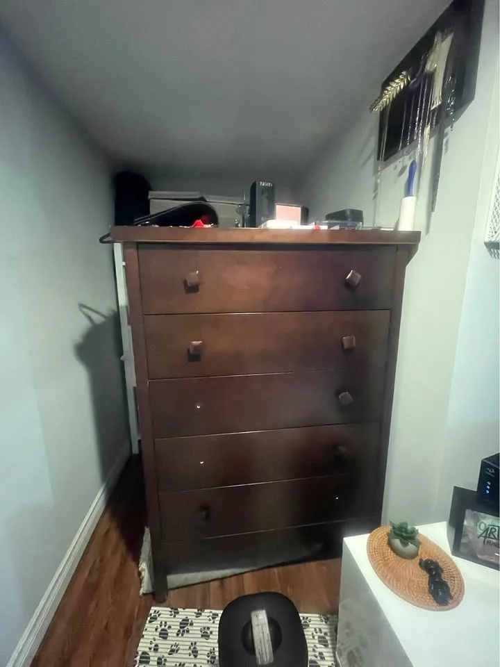 Drawer storage sideboard