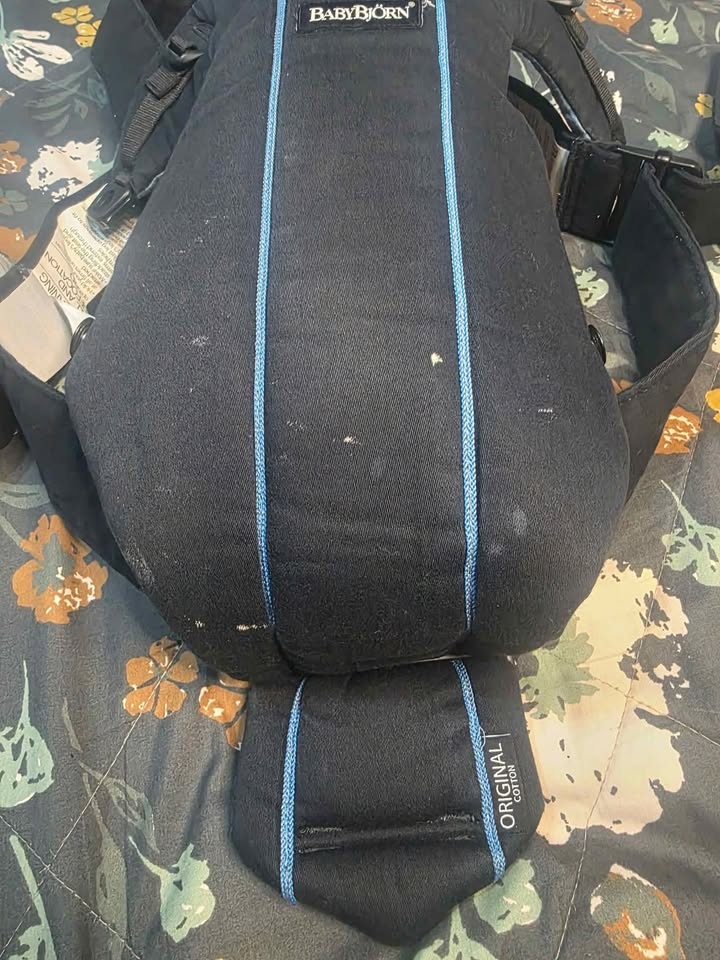 Baby Bjorn Baby Carrier Original Classic Black Newborn - photo 3
