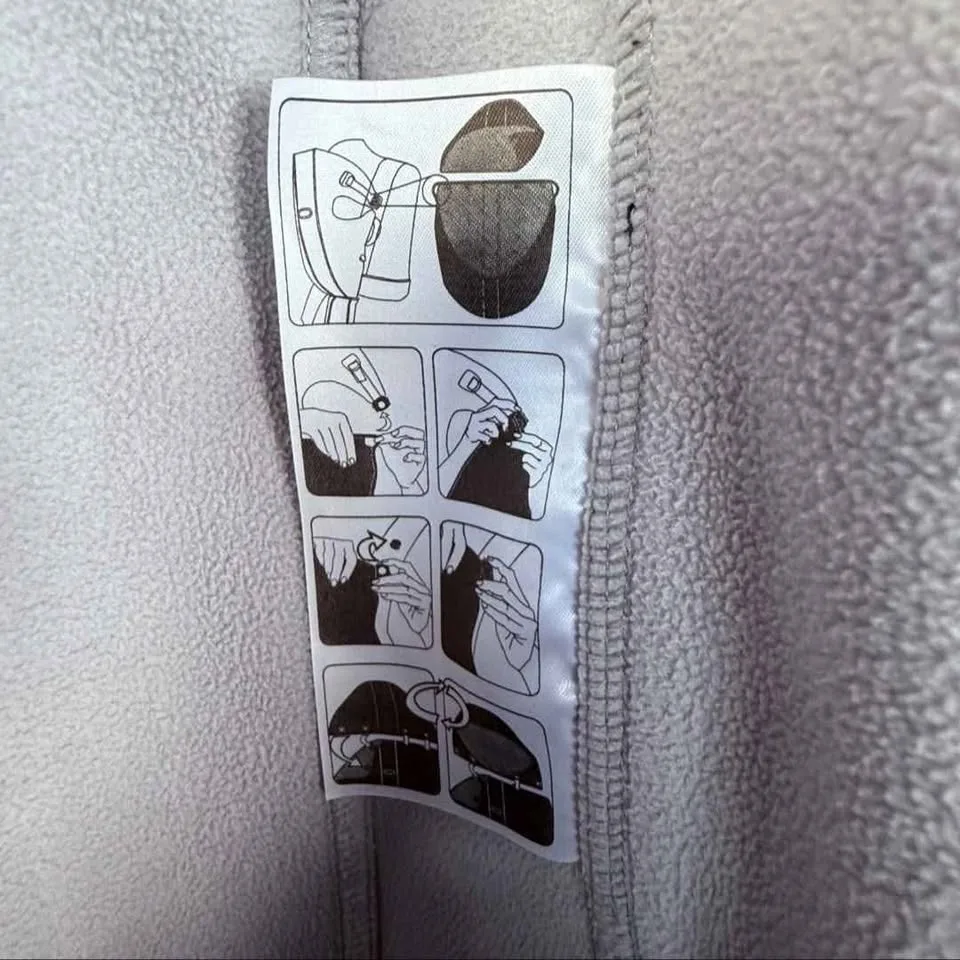 Baby Bjorn Navy Fleece Baby Carrier Cover image indicator(2)