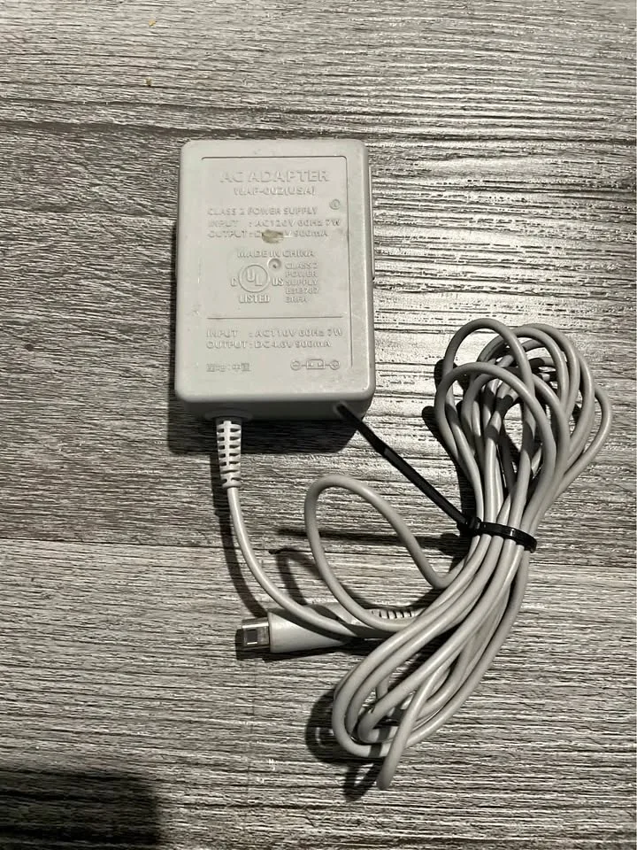 Nintendo 3ds/2ds/dsi charging cable!