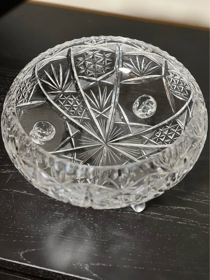 BOHEMIAN CZECH CRYSTAL ROUND TRIPOD BOWL 10.5" - photo 4