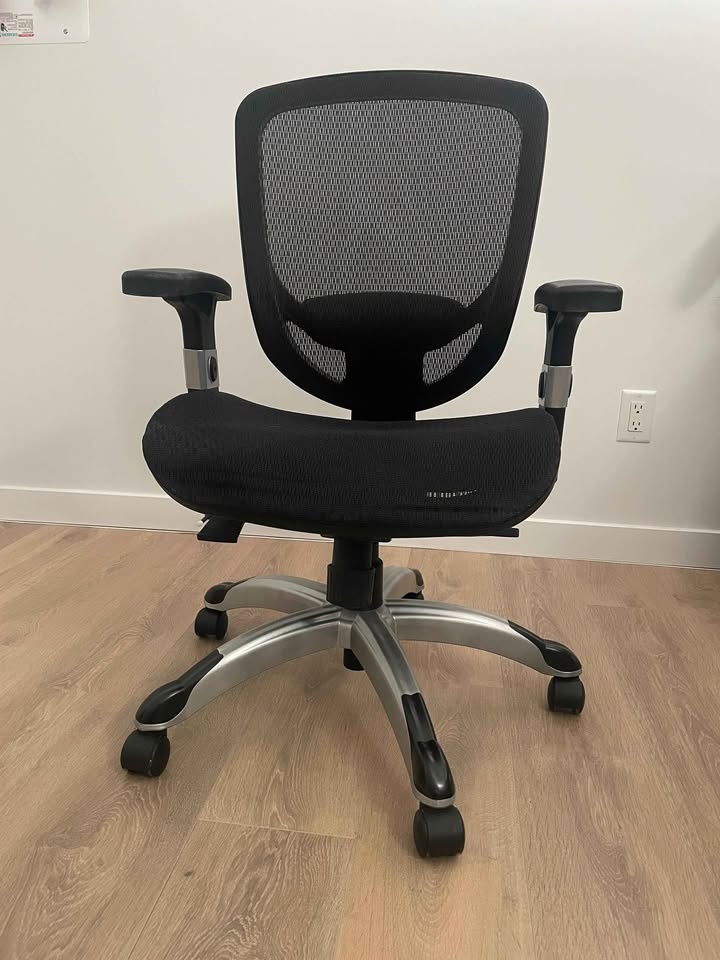 Staples Hyken Chair - photo 2