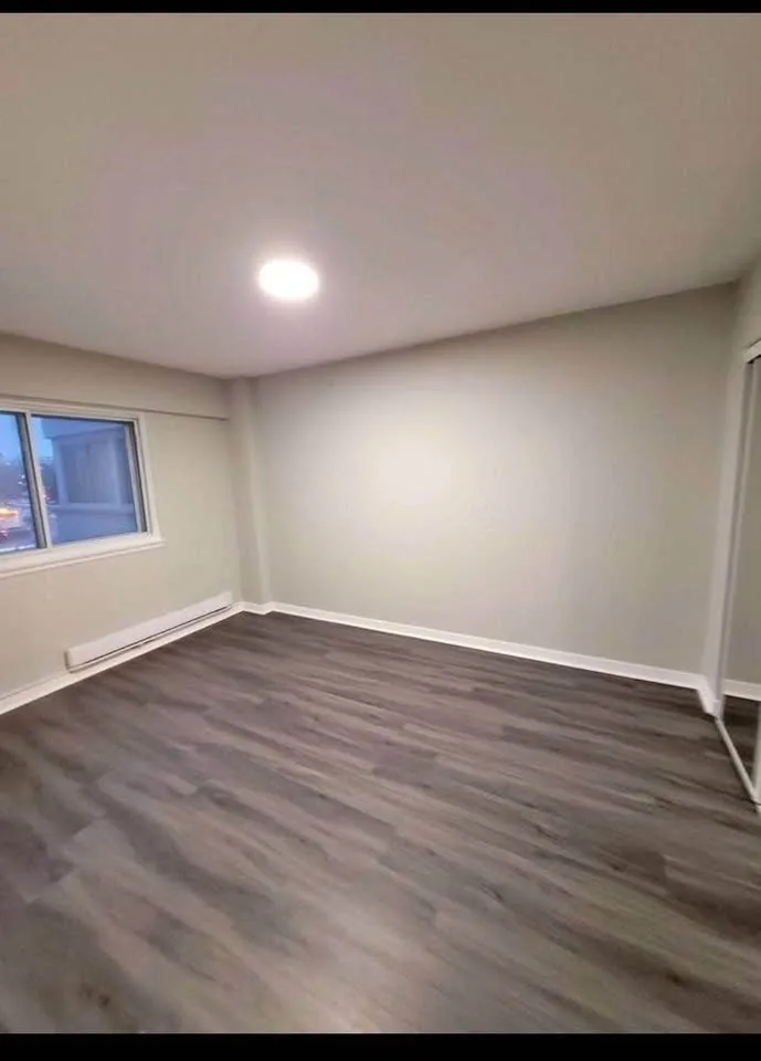 1 Bed 1 Bath - Apartment image indicator(3)