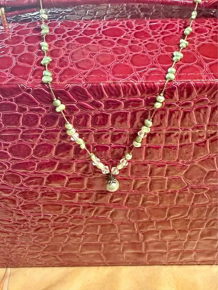 Vintage Natural freshwater, pearl necklace sterling furnishings