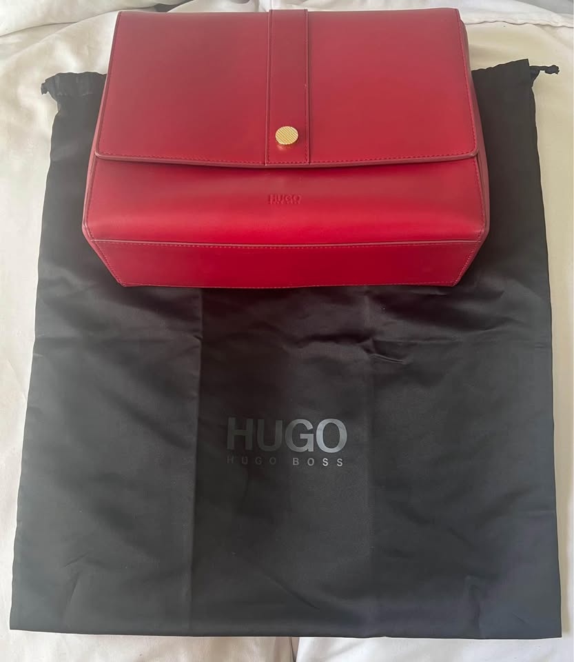 Hugo Boss woman’s red bag genuine leather - photo 2