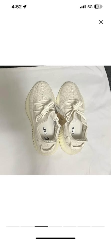 Yeezy Boost 350 v2 - photo 3