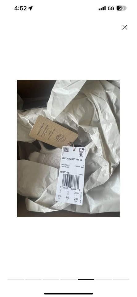 Yeezy Boost 350 v2 - photo 5