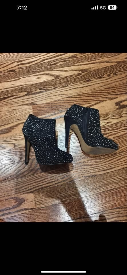 Epica Suede Leather high heel boots size 7 black spikes - photo 4