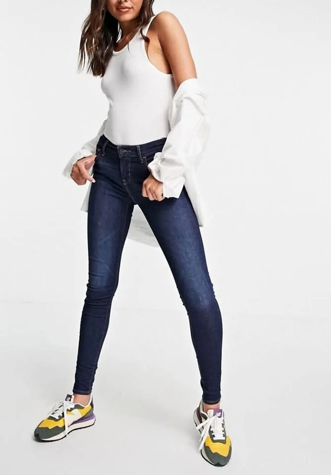 Levi’s 710 super skinny