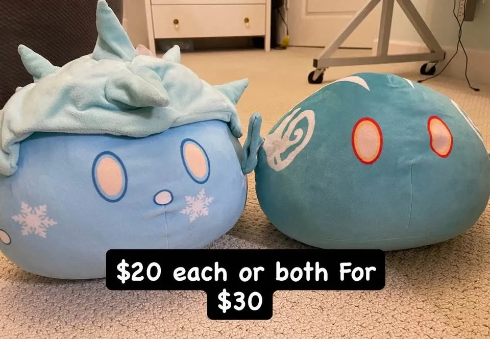 Anime, plushies and keychains! image indicator(2)