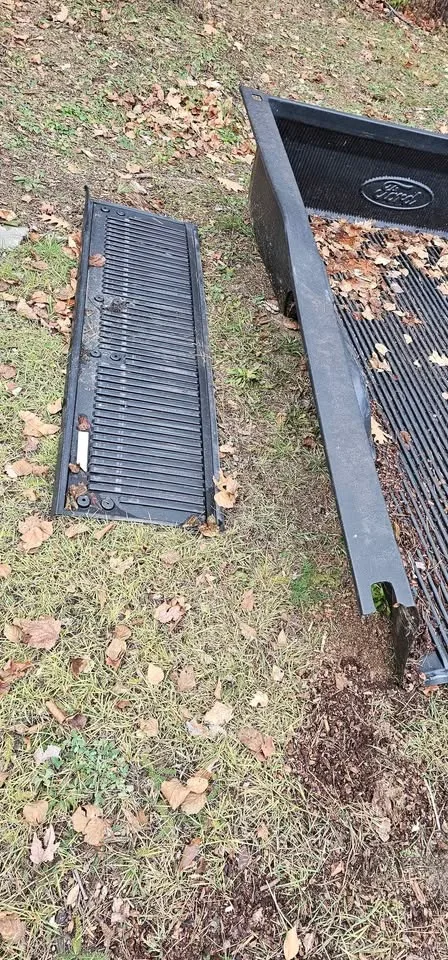 Truck bed liners image indicator(2)