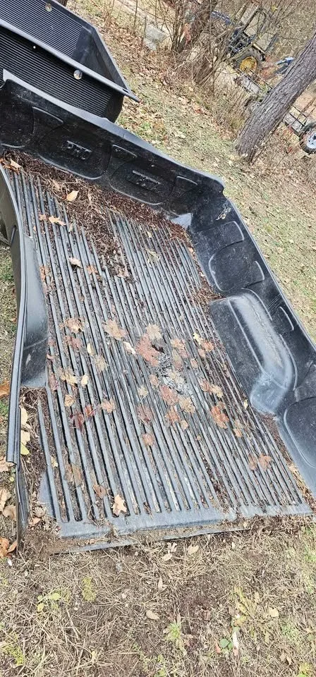 Truck bed liners image indicator(3)