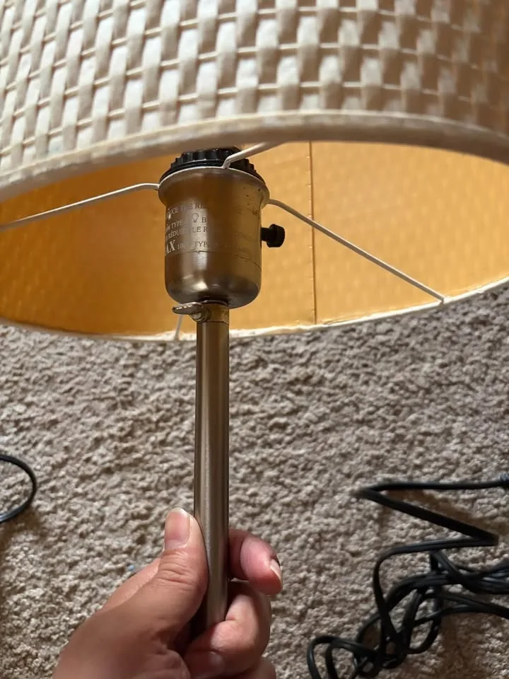 IKEA lamp set (2 table lamps 1 floor lamp) image indicator(4)