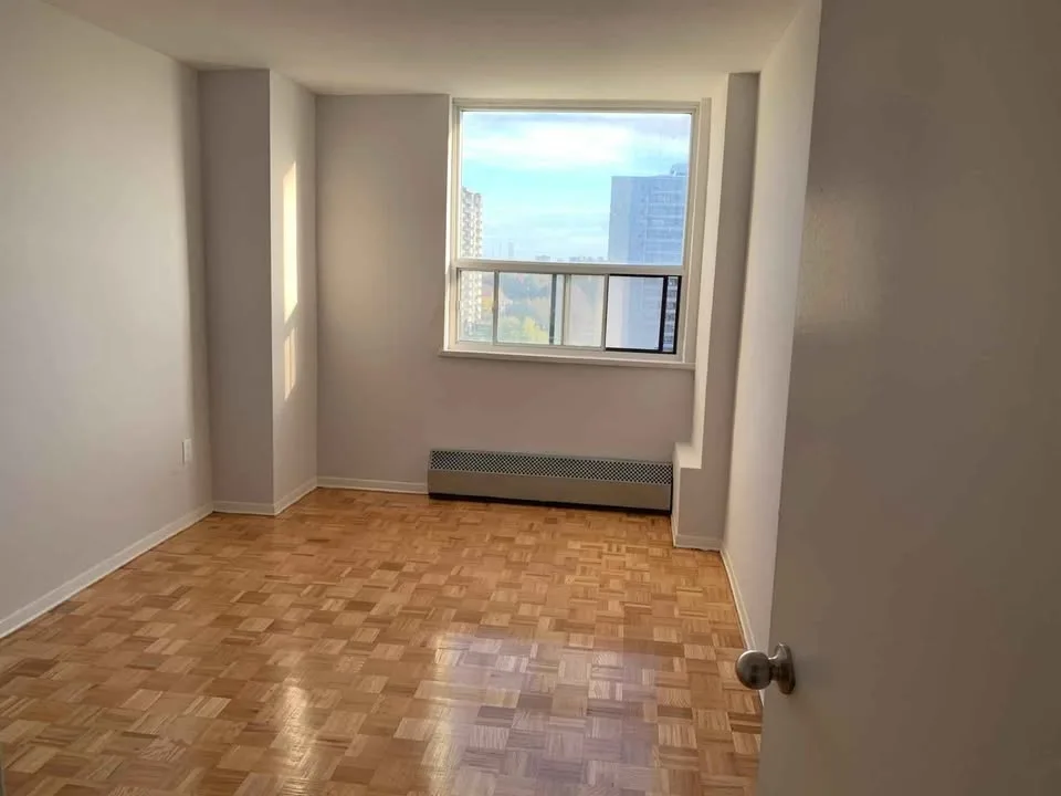 Private room for rent image indicator(3)