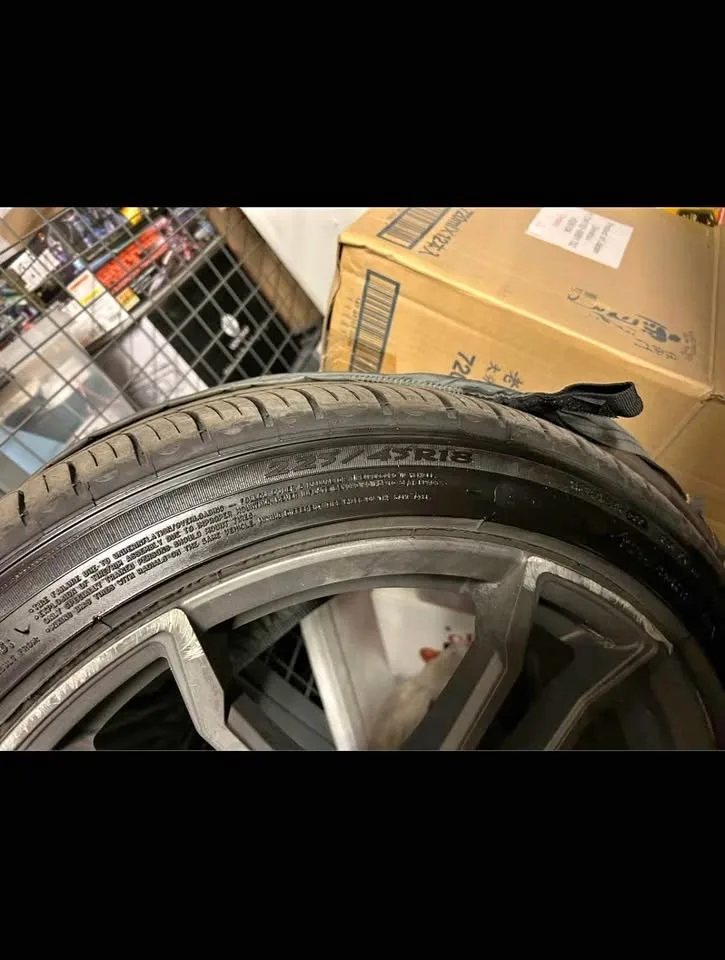 Michelin 225|45R18 Tires with rim