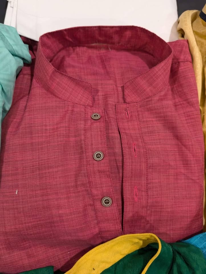 Four (4) mens kurtas punjabis Indian outfit - $25 each - photo 5