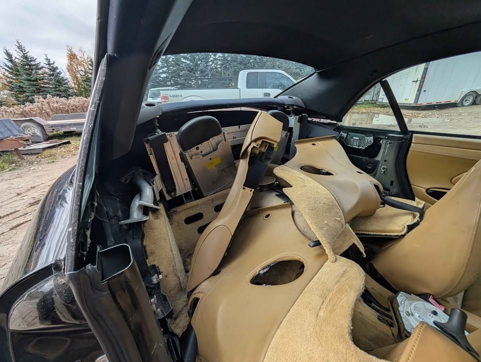 996.2 911 Carrera 4 Part Out *low milage parts* - photo 5
