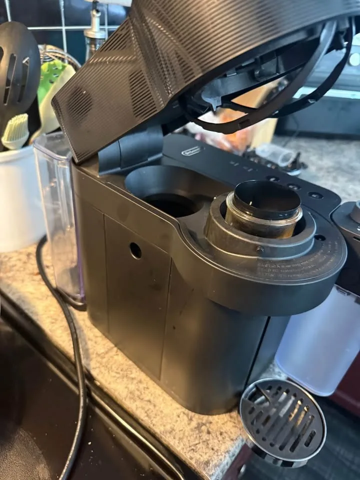 Nespresso vertuo lattissima just back from Nespresso repair it w image indicator(3)