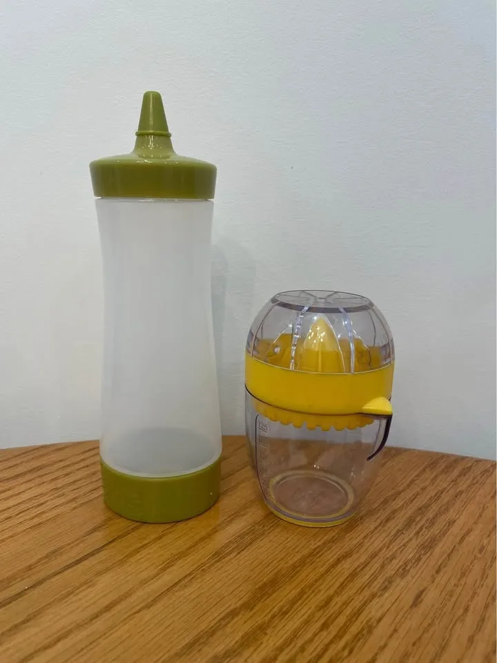 KITCHEN CLEAR OUT glassware items & more image indicator(9)