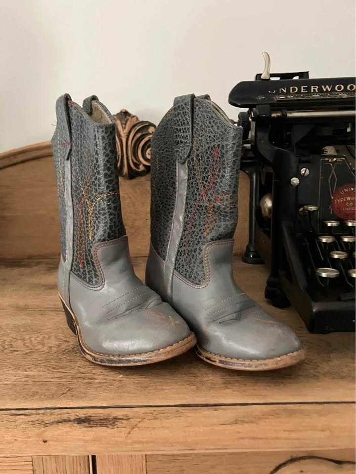 Vintage Kids Cowboy Boots approx size 10 - photo 2