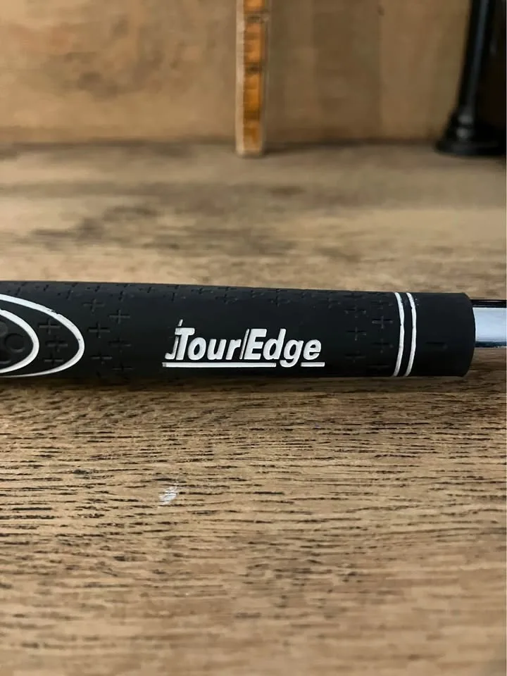 Tour Edge HL-J Junior Golf Putter Right Handed image indicator(2)