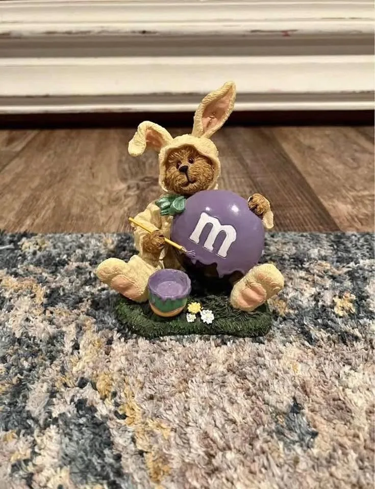 Boyds Bears M&M's Easter Figurine 2006