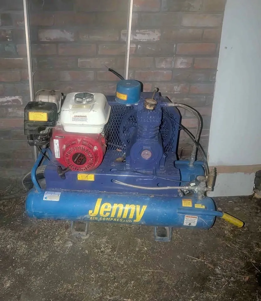 Air compressor