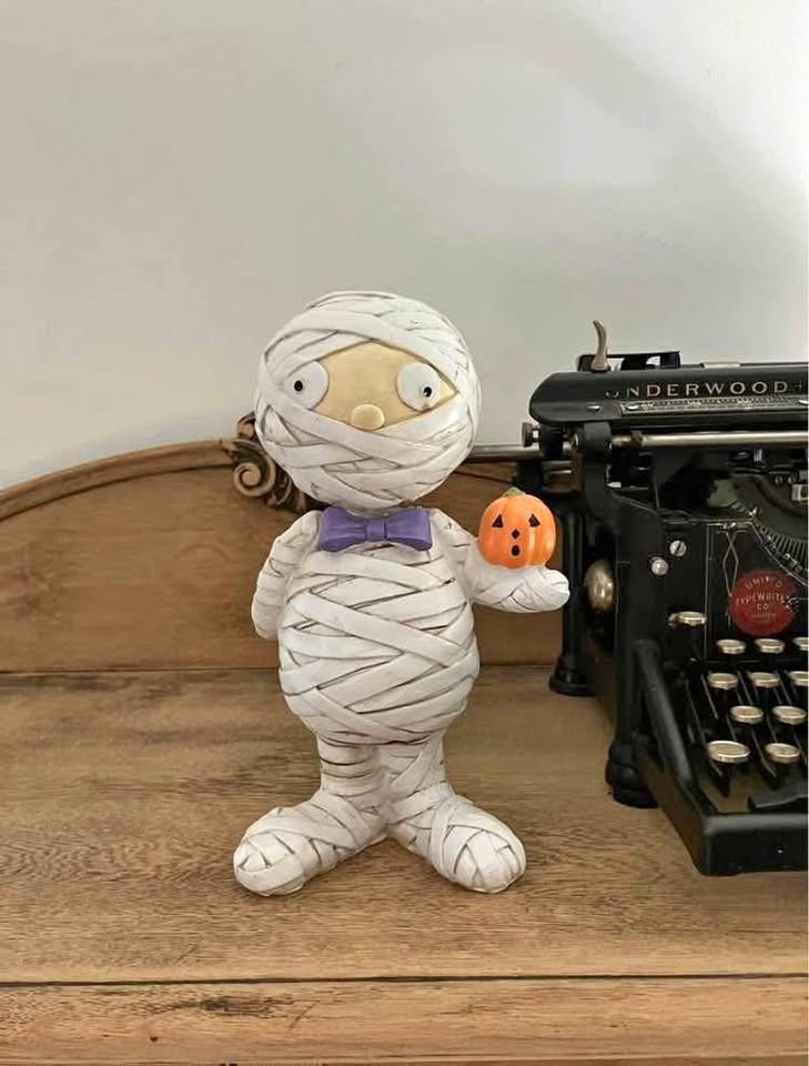 Gus The Halloween Mummy - 10" High
