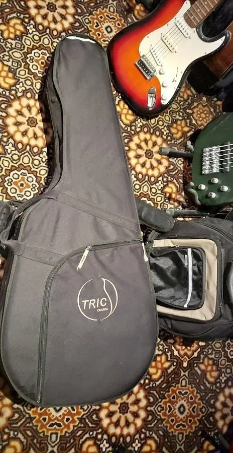 $100 TRIC Guitar Cases