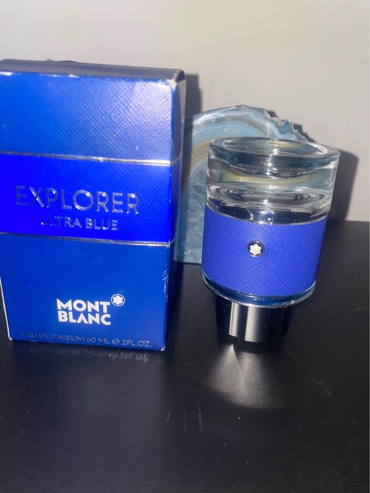 Montblanc Explorer Ultra Blue Eau De Parfum 60ML - photo 2