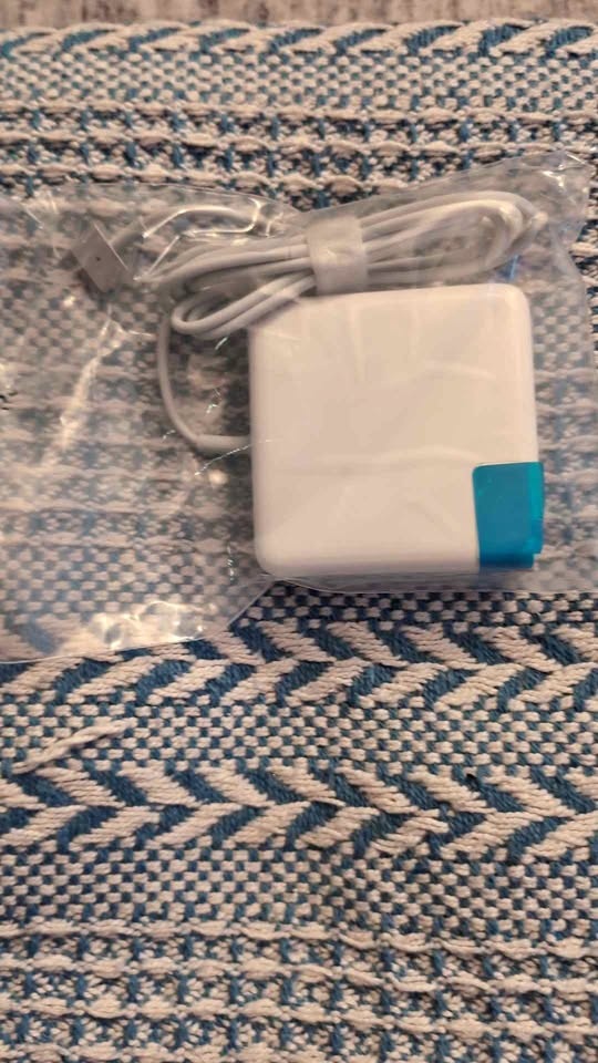 Macbook AC Adapter 85W