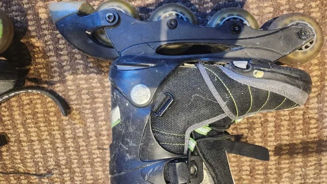 Kids adjustable roller blades size 1 to Size 5 image indicator(3)