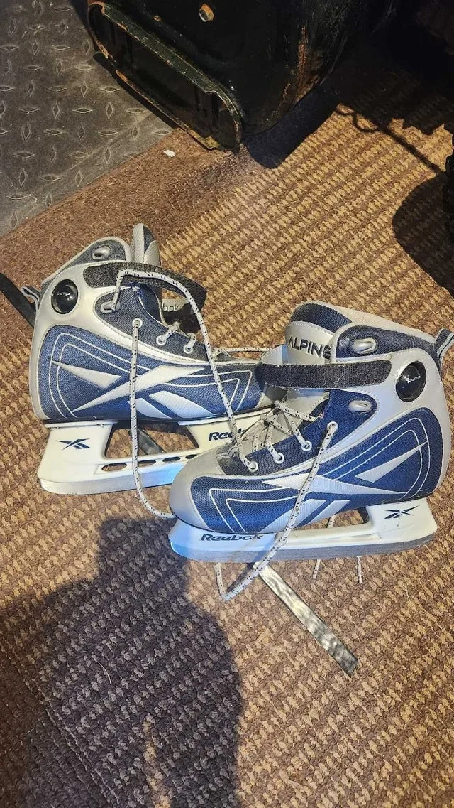 Kids Reebok Skates size 7
