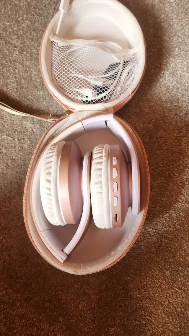 Zihnic Headphones - offers welcome image indicator(2)