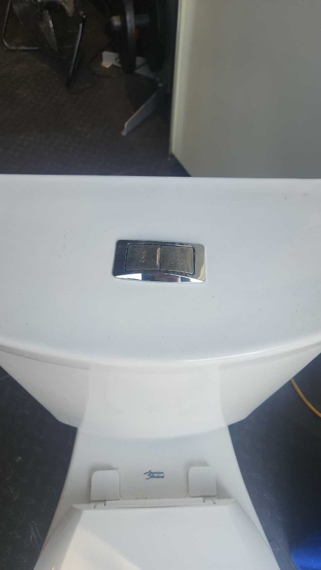 American Standard Toilet - photo 2