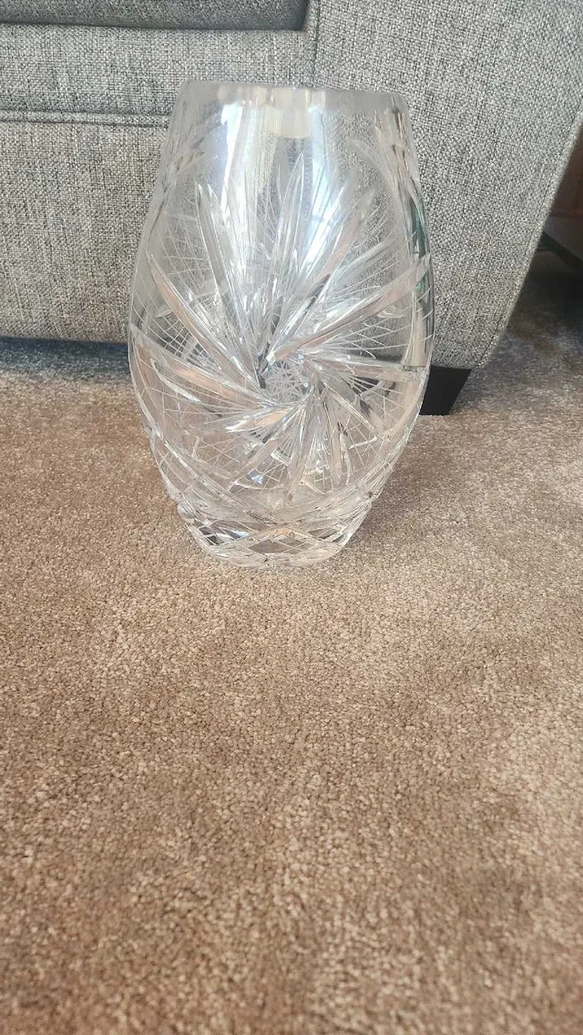 Valonia Crystal Vase - offers welcome