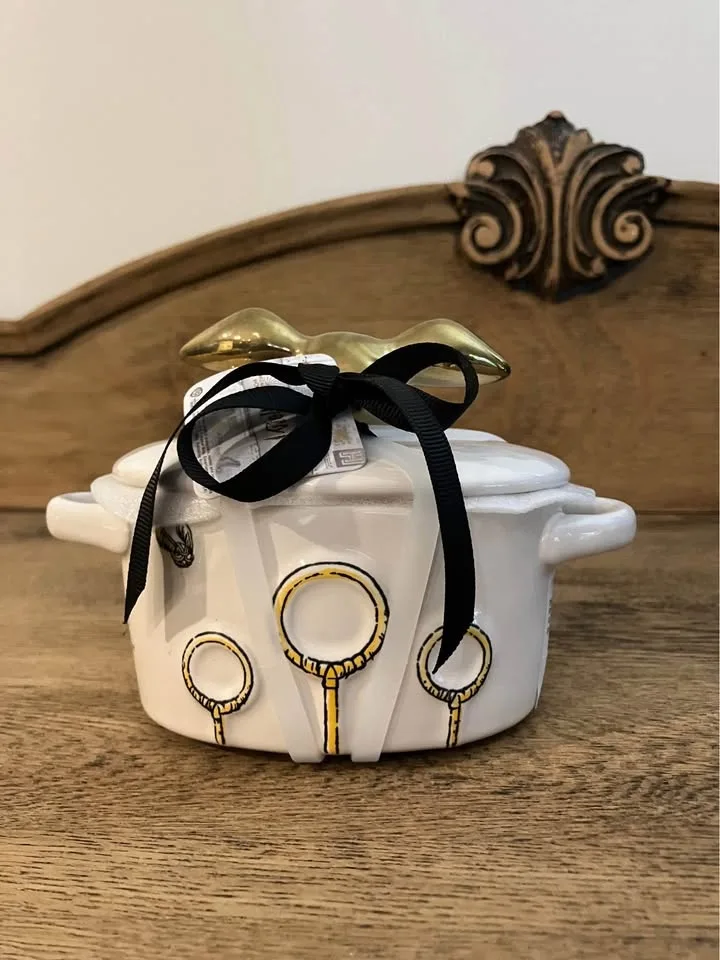 Rae Dunn Harry Potter Quidditch Double Sided Mini Crock image indicator(2)