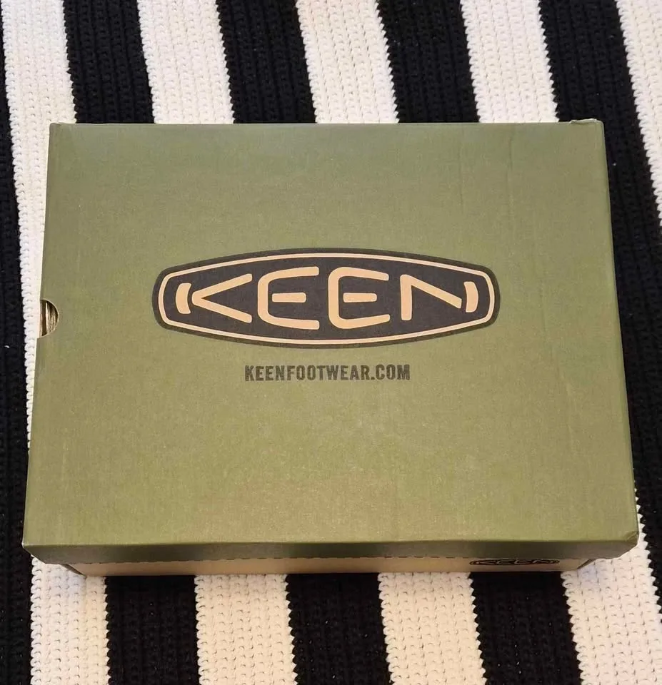 KEEN Women's Greta Waterproof Chelsea Boots - Size 7 image indicator(4)