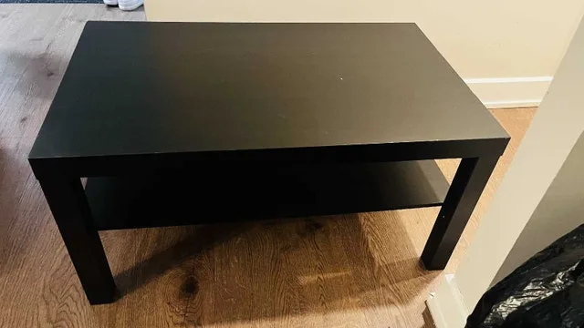 Coffee table, TV stand and corner table (open to negotiate) image indicator(3)