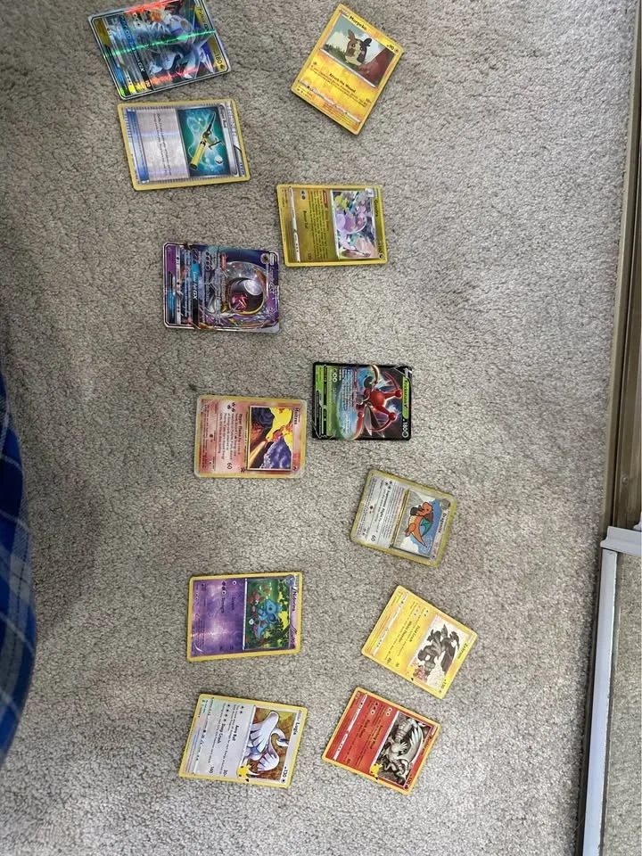Pokémon Card Lot – 170 Cards (GX, Holos, Vintage Promo!) image indicator(5)